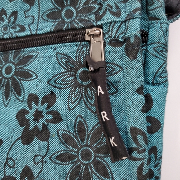 NWOT Handmade Fair Trade Cloth Crossbody Bag Black Floral + Teal Blue Roomy Cute - Picture 3 of 11